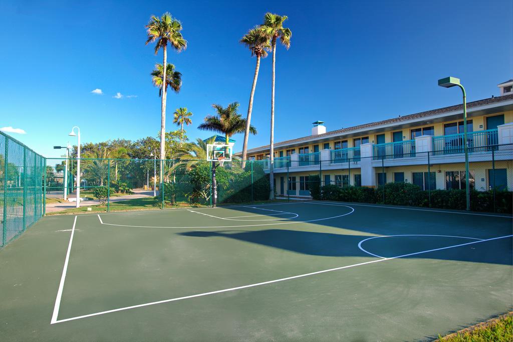 International Palms Resort & Conference Center Cocoa Beach Exterior photo